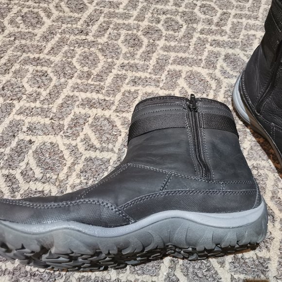 Merrell Womens "Murren" Strap Waterproof Winter Boots  US 8.5 Zip Up - Picture 2 of 12